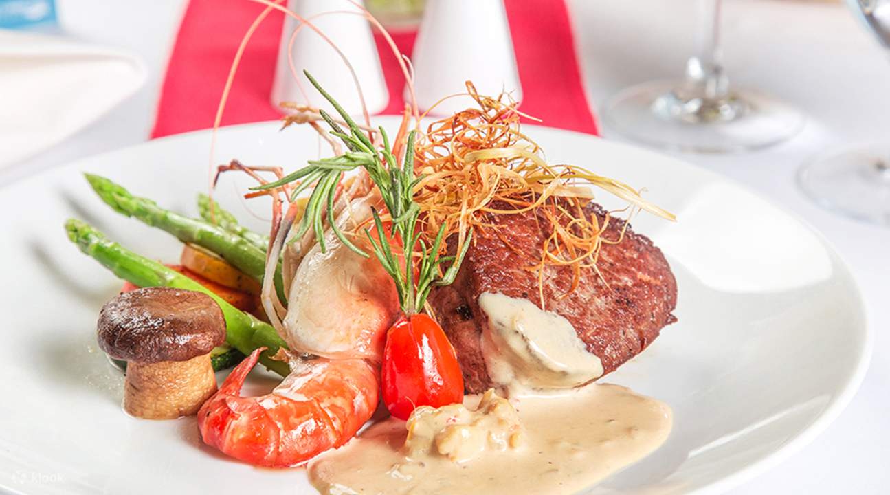 Makanan di Saigon Princess Cruise
