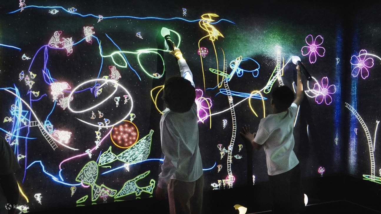 teamlab planets - A Window to the Universe where Little People Live