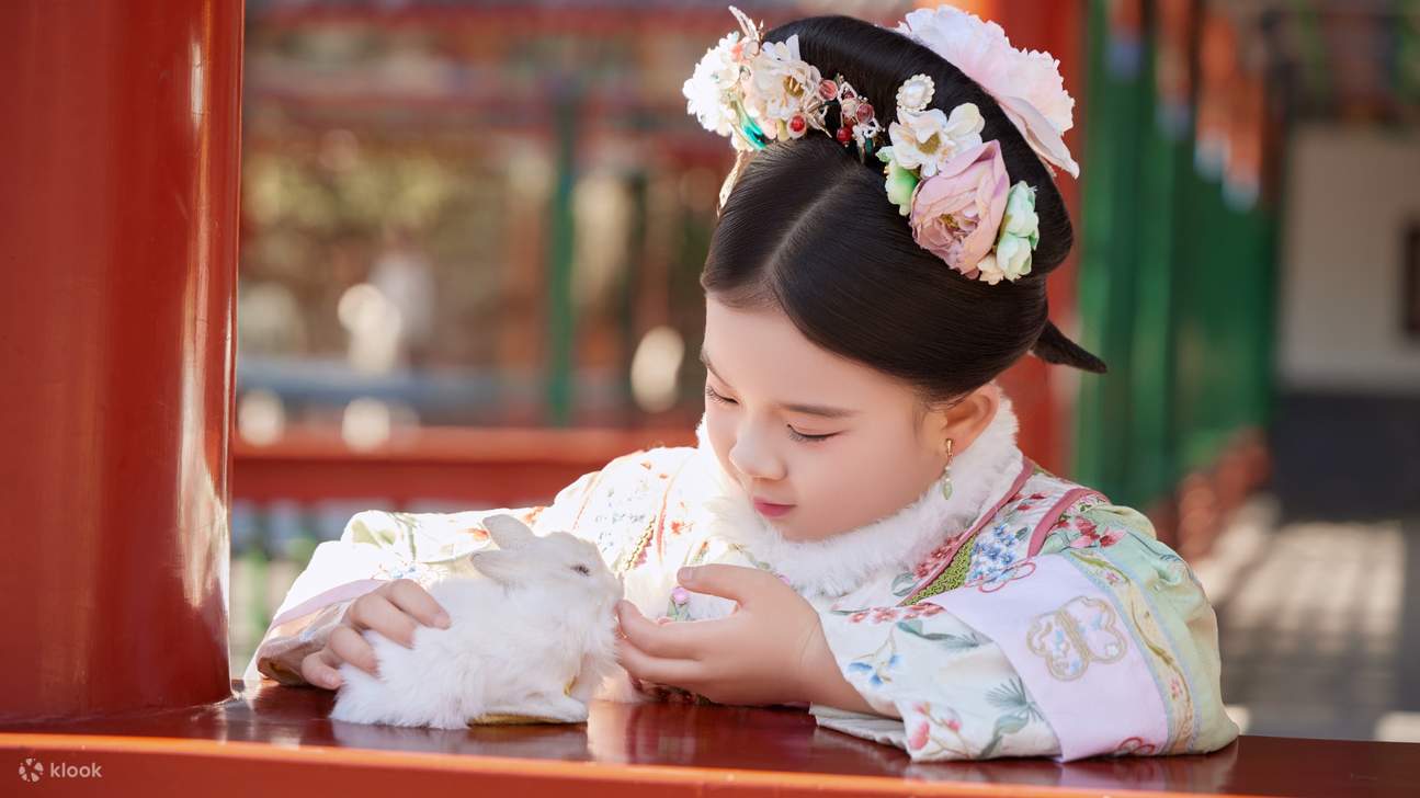 Beijing Qing Palace Princesses Ancient Hanfu Tourist Photography Experience (Beihai Park/Temple of Heaven/Forbidden City Outskirts/Summer Palace)