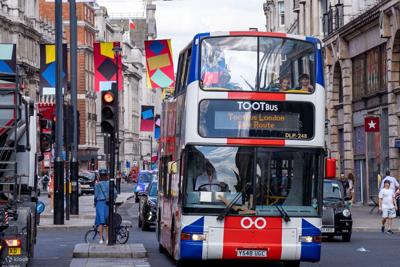Your ticket is valid for 24, 48, or 72 hours, allowing unlimited hop-on, hop-off access to all three routes in London
